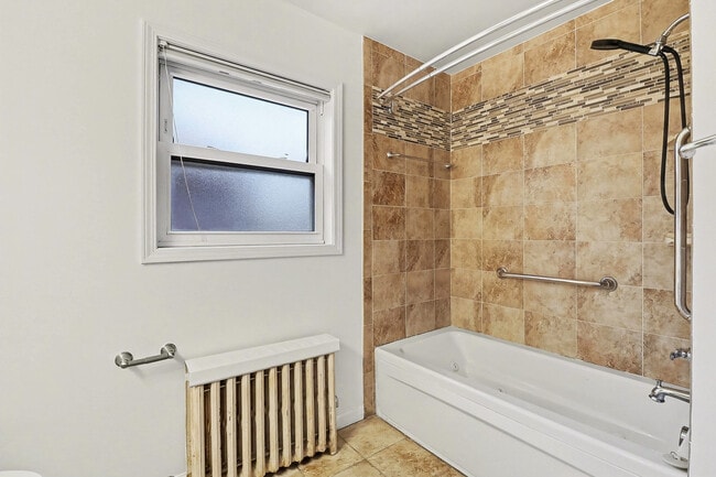 Building Photo - Detroit - Morningside