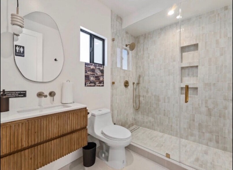 Building Photo - 2743 N Keystone St