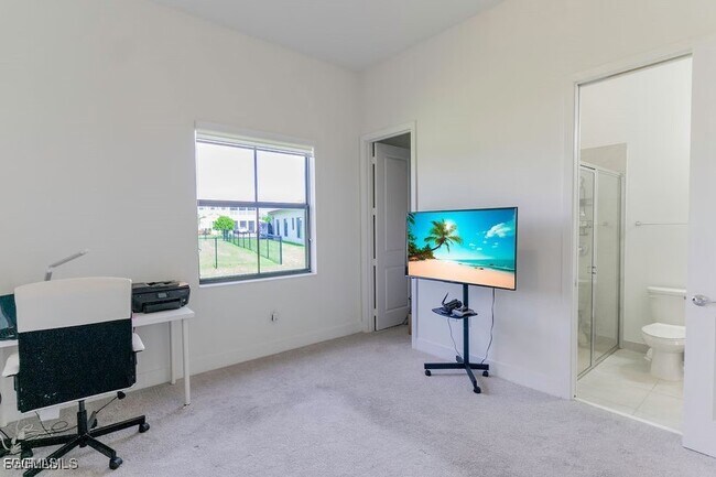 Building Photo - 5040 Frattina St.