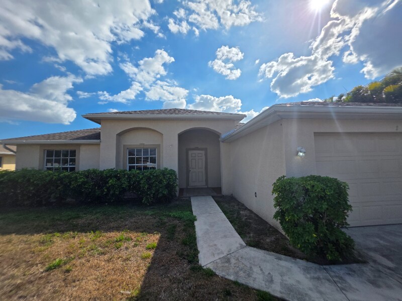 Building Photo - 1618 SW 19th St