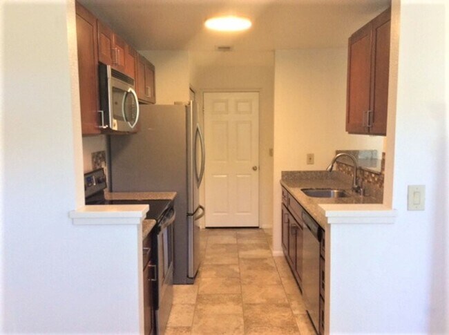 Building Photo - Single-Level 1 Bedroom Home with Garage – ...