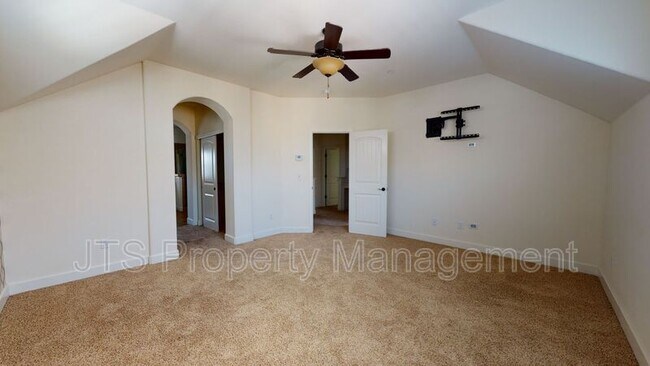 Building Photo - 1349 Piper Pl