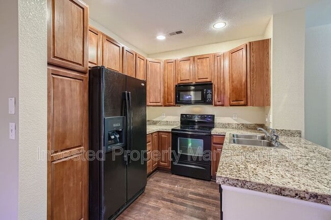 Building Photo - 11234 Osage Cir