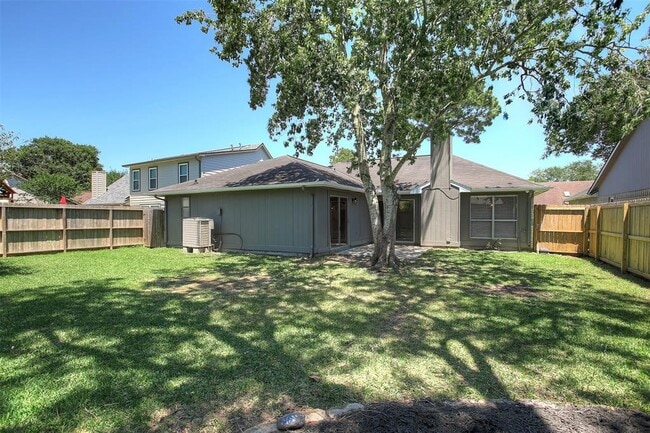 Building Photo - 419 Heatherwood Ct