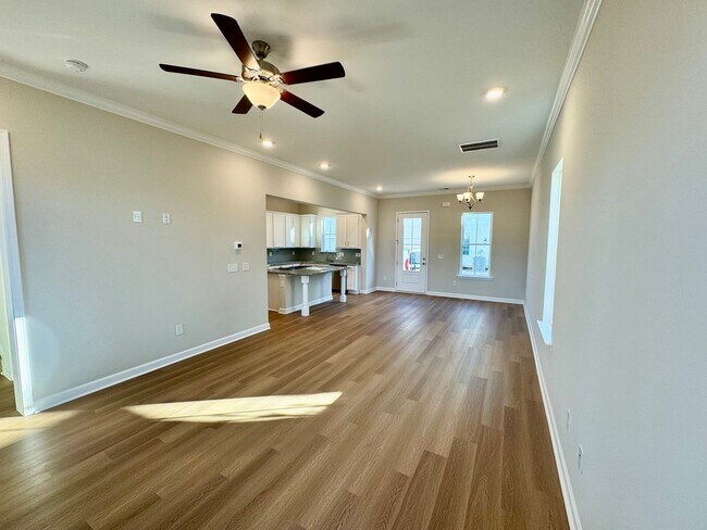 Building Photo - Discover Coastal Living at Its Finest in Marketview, Market Common – Now Leasing!