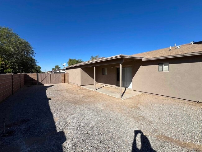 Building Photo - 10331 Monsoon Ave