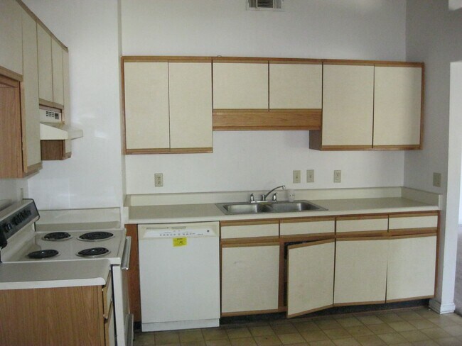 Building Photo - 105 S Quail Crossing