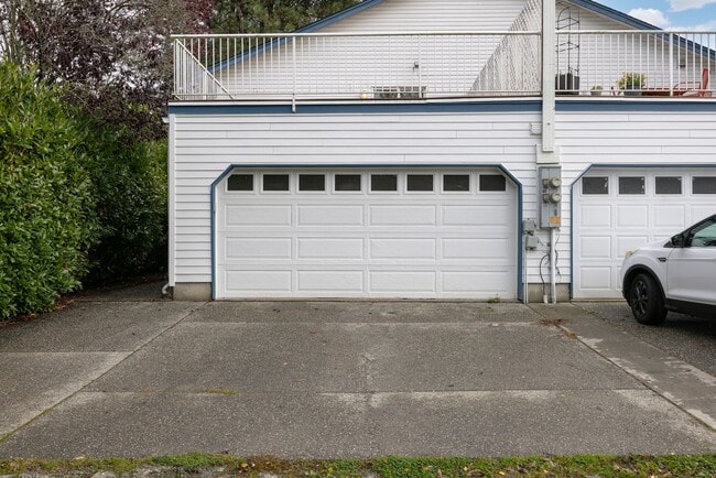 Building Photo - 1301-1305 Mitchell Ave