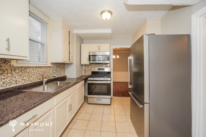 Building Photo - 19600 Milan Dr