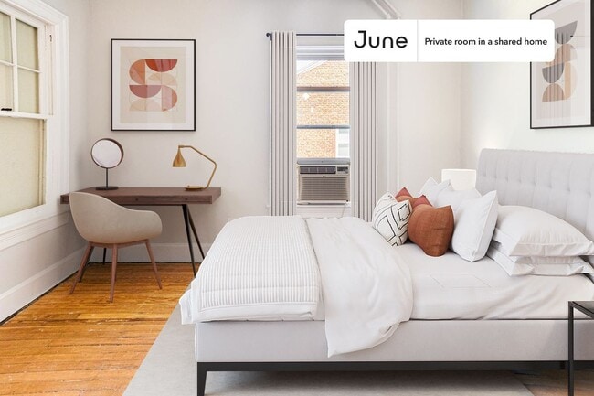 Building Photo - 1214 Michigan Ave NE