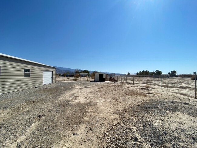 Building Photo - CALVADA VALLEY U.1 - Oakleaf Avenue