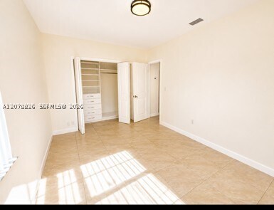 Building Photo - 4038 SW 9th St