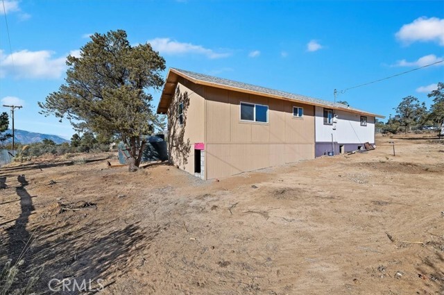 Building Photo - 63285 Pinyon Dr