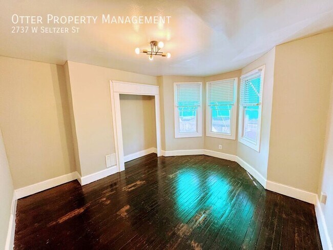 Building Photo - 2737 W Seltzer St