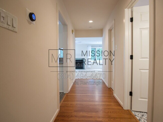 Building Photo - 5420 Sunrise Bluff Ct