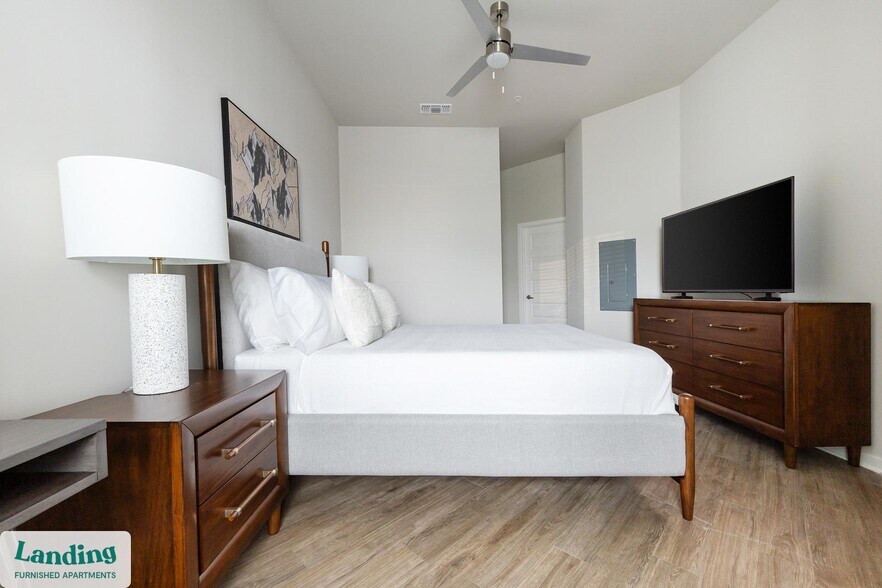 Building Photo - 4902 Cosmos Cir