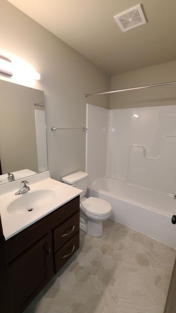 Building Photo - Modern 3 Bedroom Home with Garage & Fenced Yard for Rent!