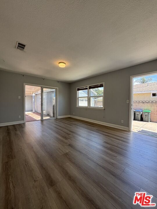Building Photo - 417 N Citrus St