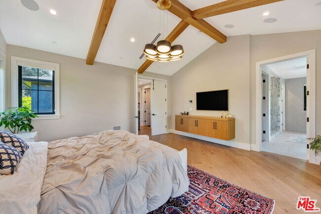 Building Photo - 4145 Tujunga Ave