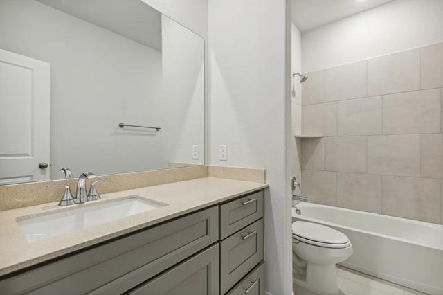 Building Photo - 3108 Camilli Cove