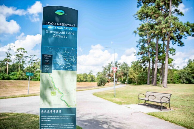 Building Photo - 1141 W 18th St