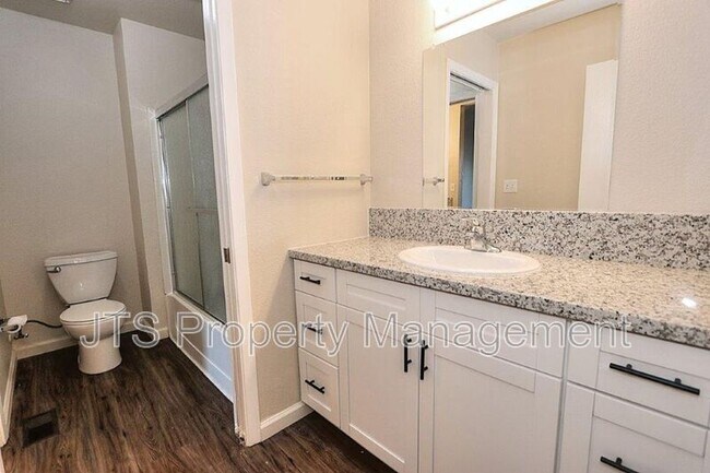 Building Photo - 5820 Alorn Ln
