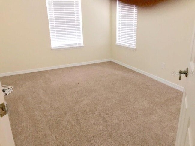 Building Photo - 602 Pinebranch Cir