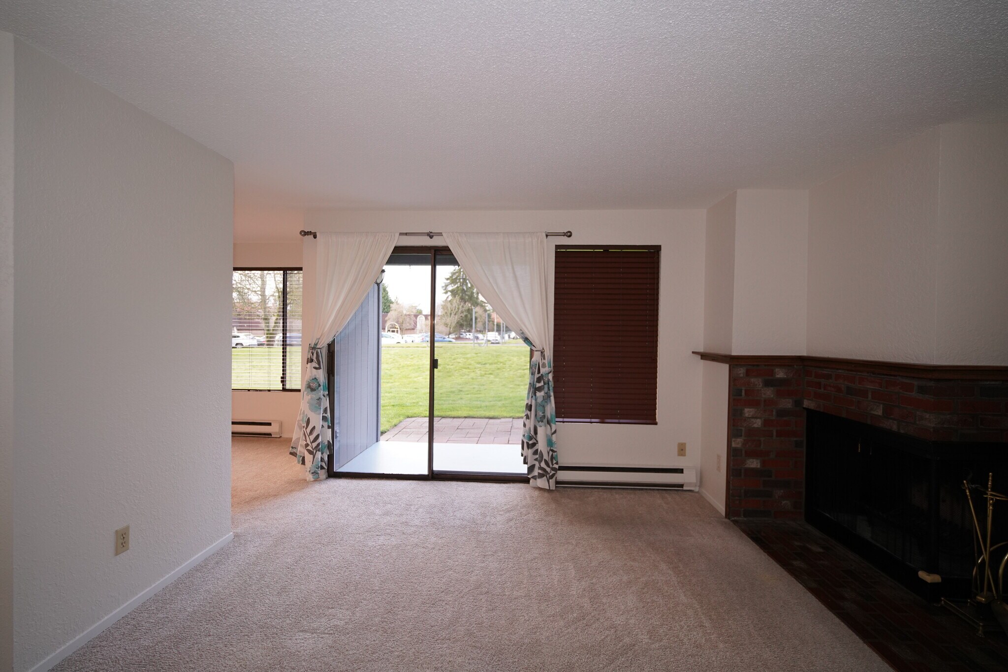 Building Photo - 11104 NE 68th St