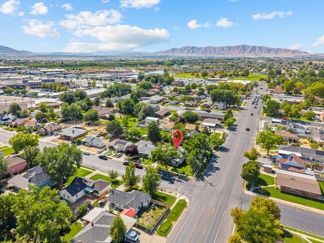 Building Photo - The One Spanish Fork Rental You Don't Want to Miss"