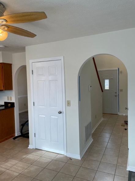 Building Photo - 7516 Swindon St