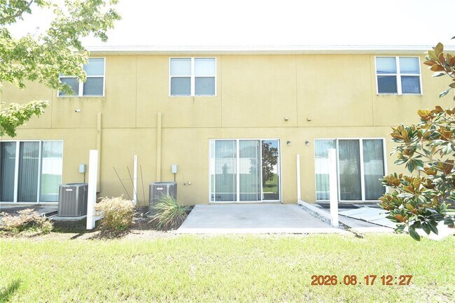 Building Photo - 7031 Woodchase Glen Dr