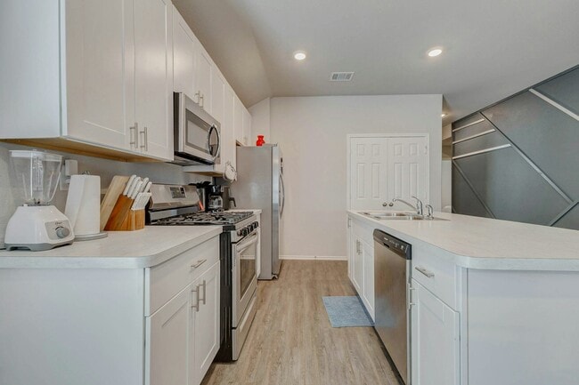 Building Photo - 10658 Red Orchid Dr