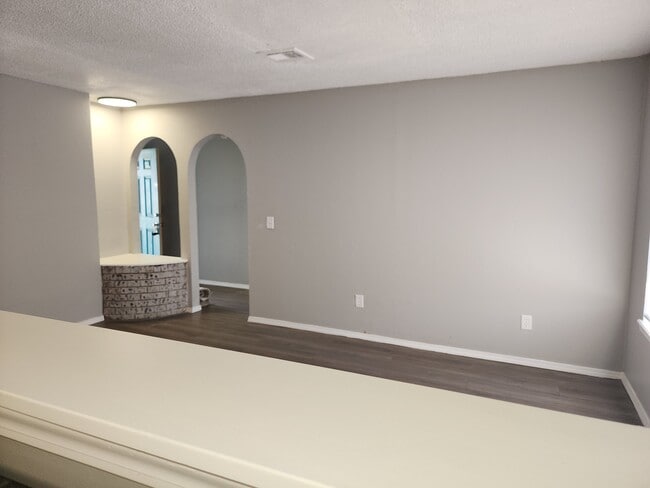 Building Photo - 4113 Bonaparte Blvd