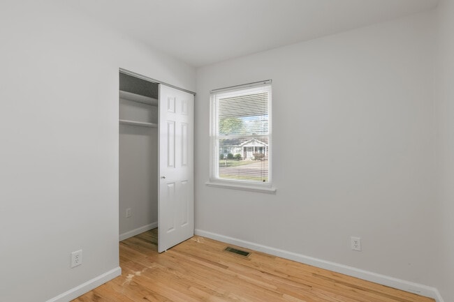 Building Photo - 5328 Cherryview Ln