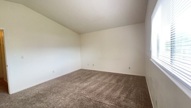Building Photo - 1331 Mary Jo Dr