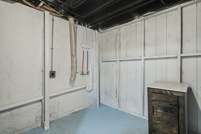 Building Photo - 7109 Conser St