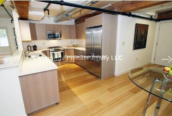 Building Photo - 21 Cottage Park Ave