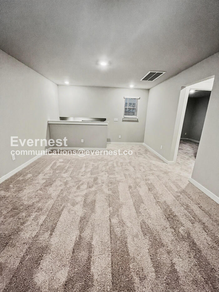 Building Photo - 710 Mickelson Wy