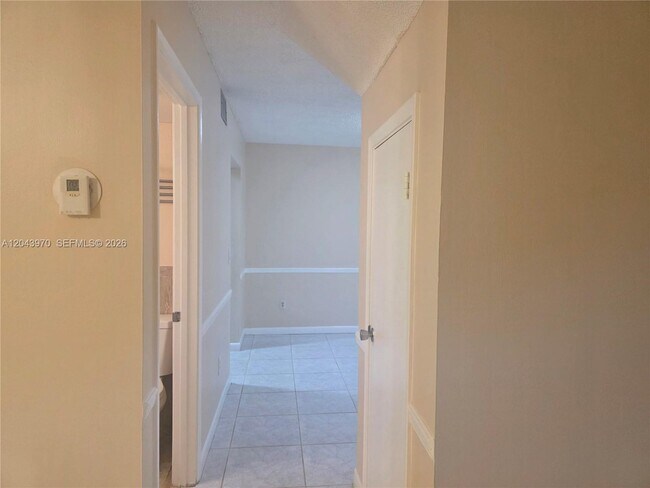 Building Photo - 4586 SW 139th Ct