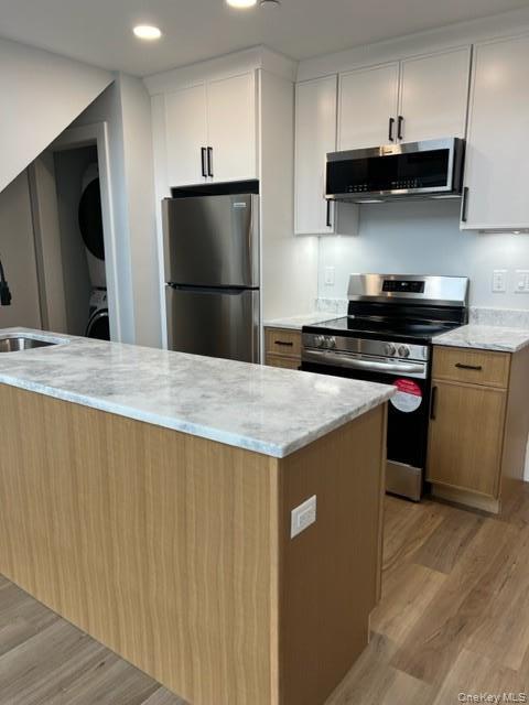 Building Photo - 42 N Main St