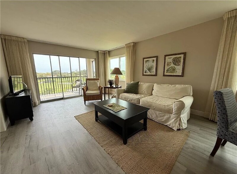 Building Photo - 190 Pebble Beach Blvd