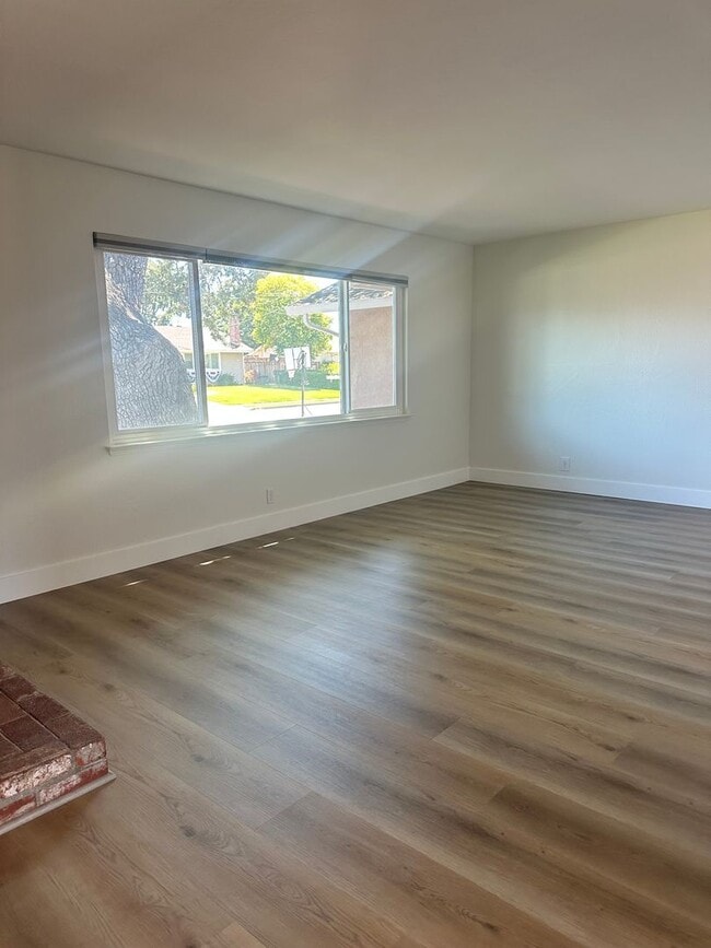 Building Photo - Southside Livermore Home