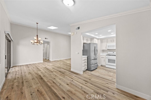 Building Photo - 8933 Yolo Cir