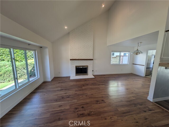 Building Photo - 30516 Sandtrap Dr