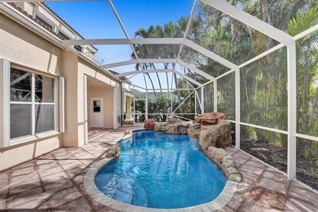 Building Photo - 11032 Boston Dr