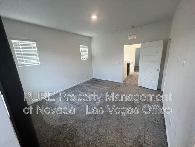 Building Photo - 7366 N Decatur Blvd