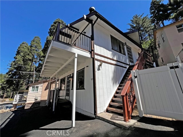 Building Photo - 969 Fern Dr