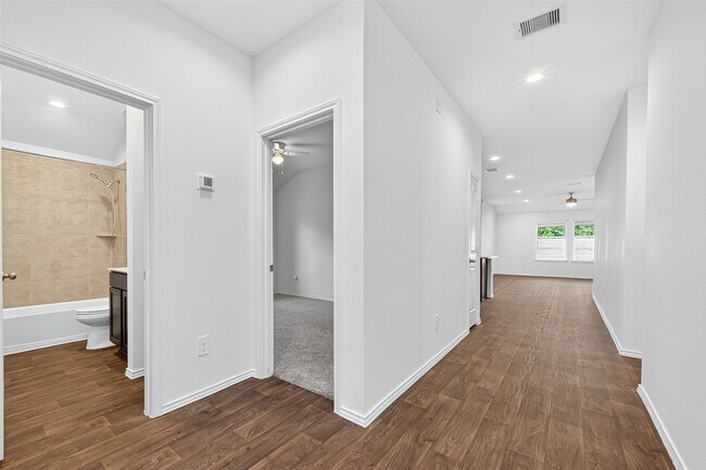 Building Photo - 20330 Tembec Dr