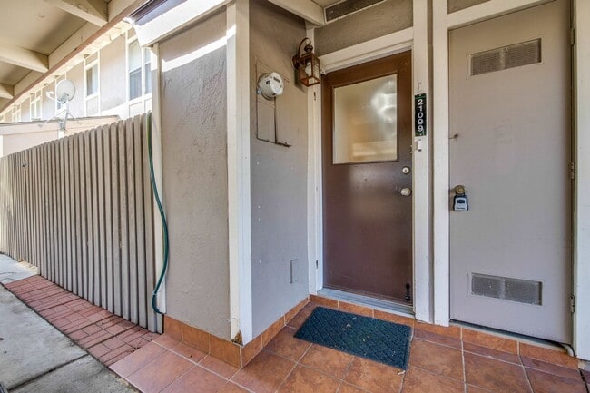 Building Photo - 2-Bed Cupertino Home with Private Yard, In-Unit Laundry, Pool and Clubhouse