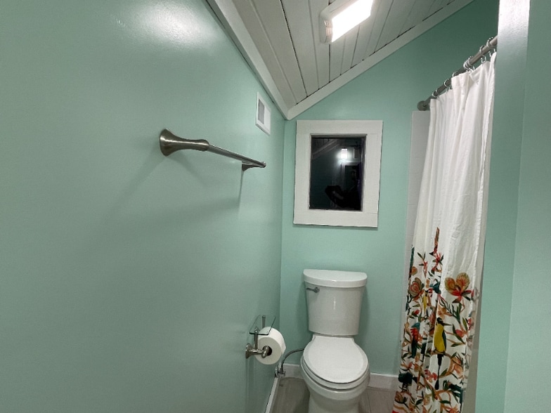 Building Photo - 44 Salt Marsh Dr